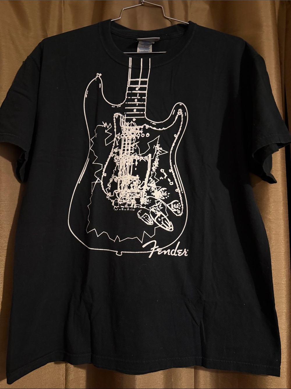 Vintage Y2K Fender Black T-Shirt with White Guitar Graphic